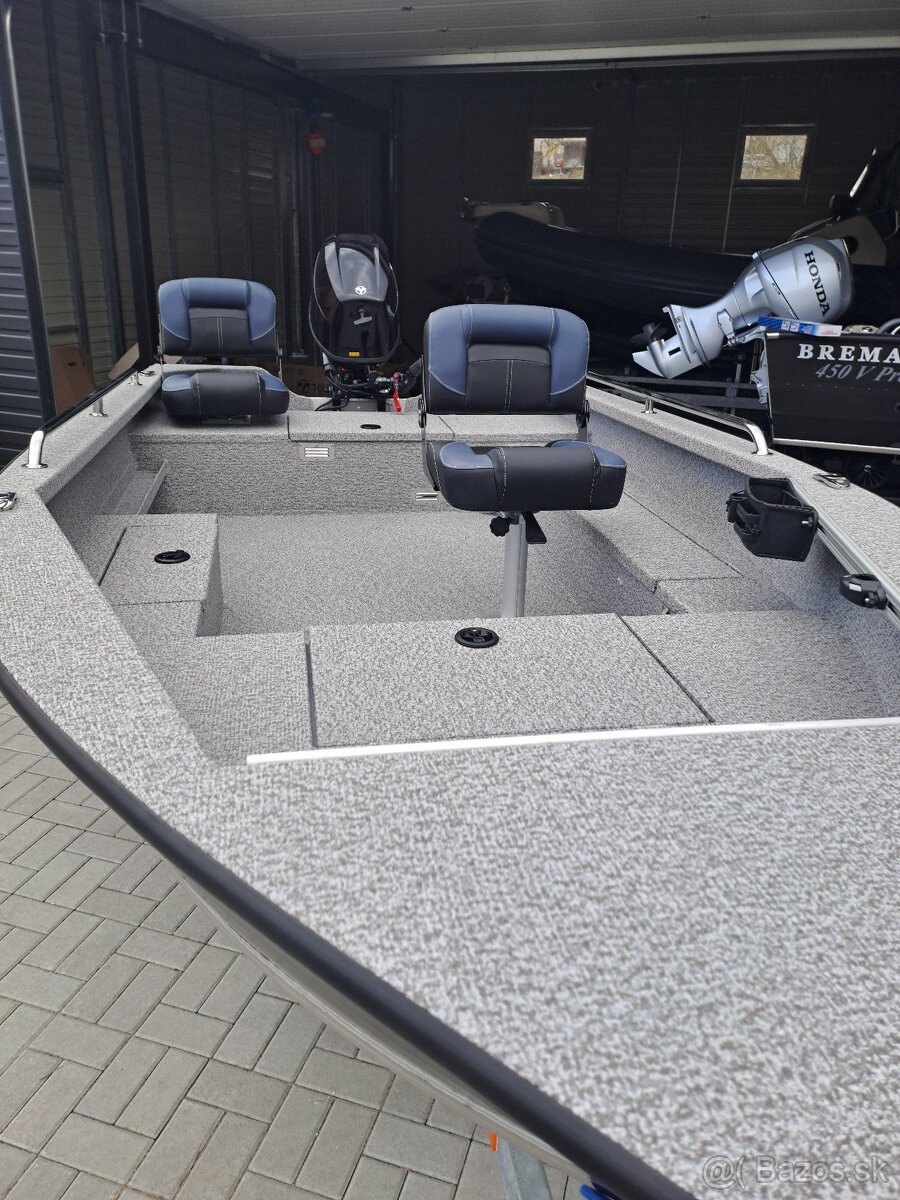 Motorový čln BREMA 435 V - 13