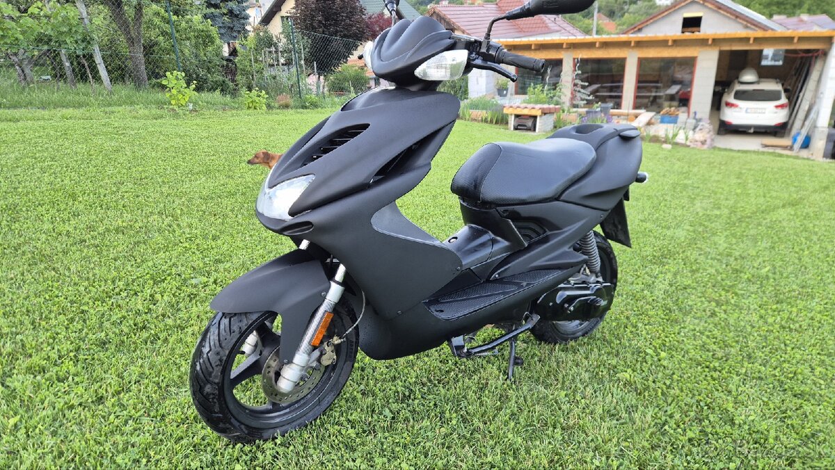Yamaha Aerox 50 2t. - 13