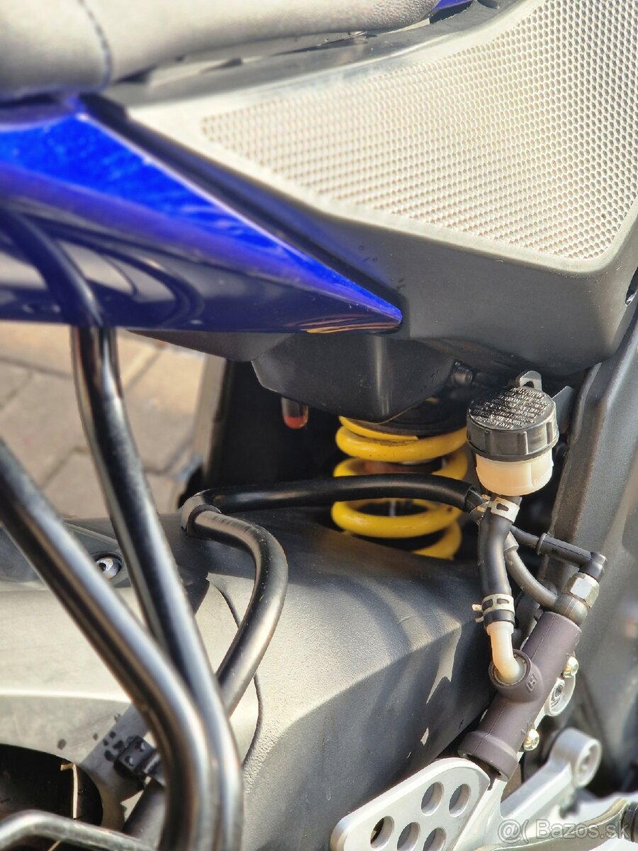 Yamaha YZF-R 125 - 13