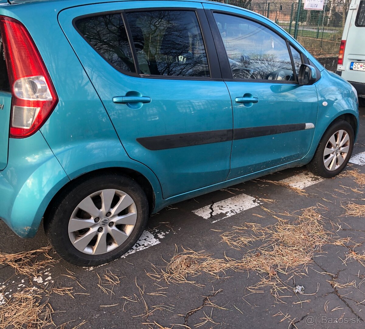 Suzuki splash 2011 - 13