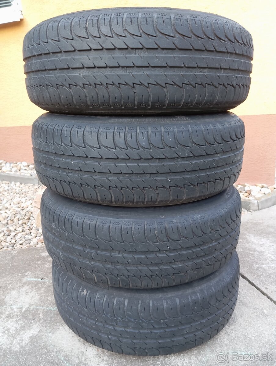 4x108 r15 Elektróny - 13