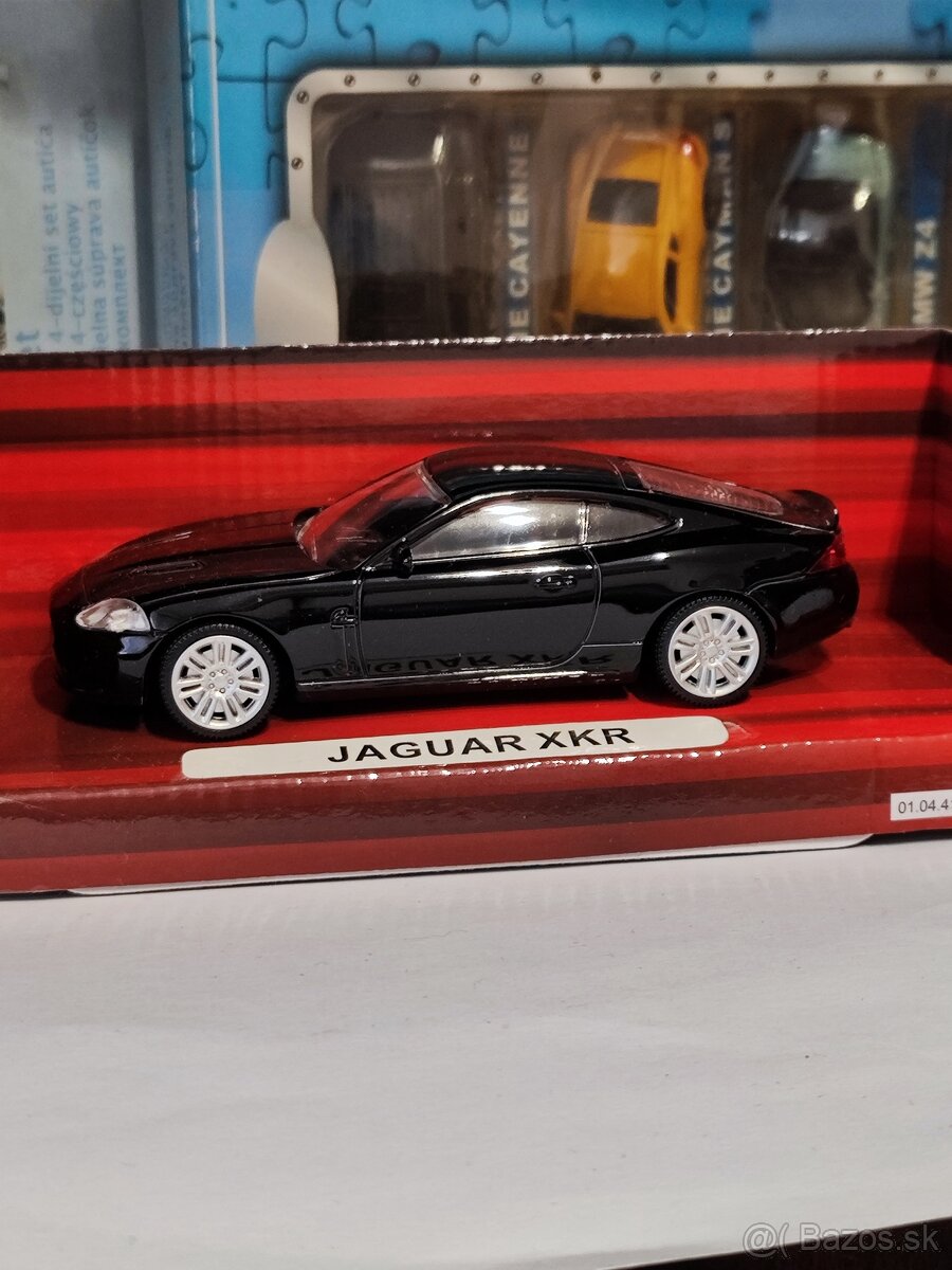 Modely áut mini a jaguár - 13