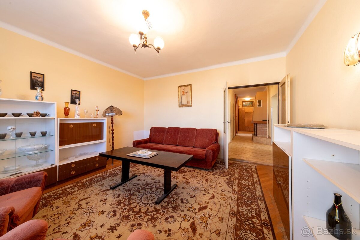 Na predaj dva ihneď obývateľné rodinné domy za cenu jedného - 13