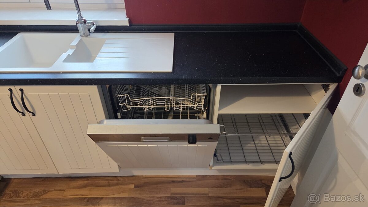 Predam starsiu IKEA kuchynu - 13