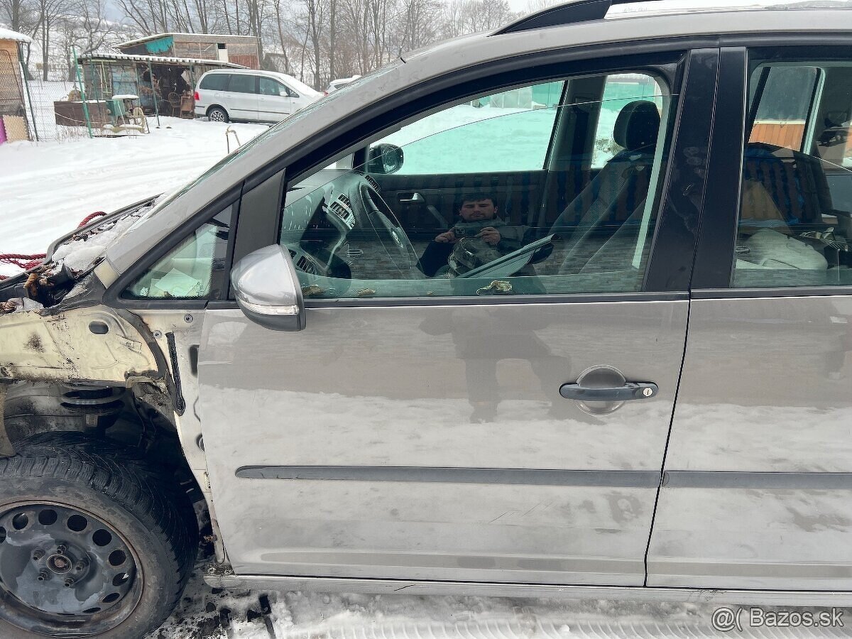 Rozpredam VW Touran Facelift 1T2 - 13