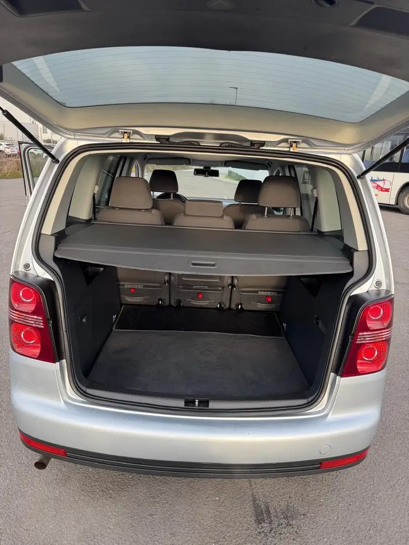 Volkswagen Touran 2.0 CNG - 13