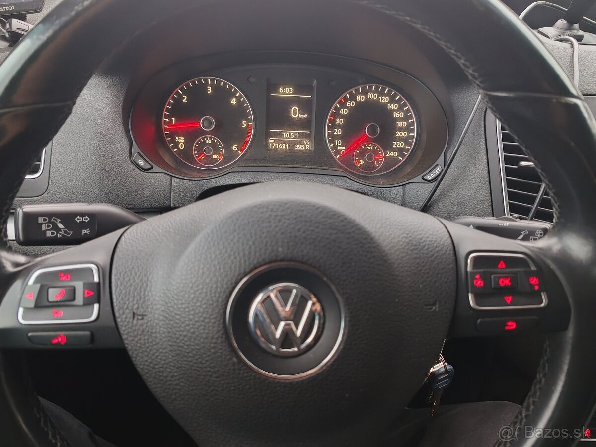 Volkswagen Sharan - 13