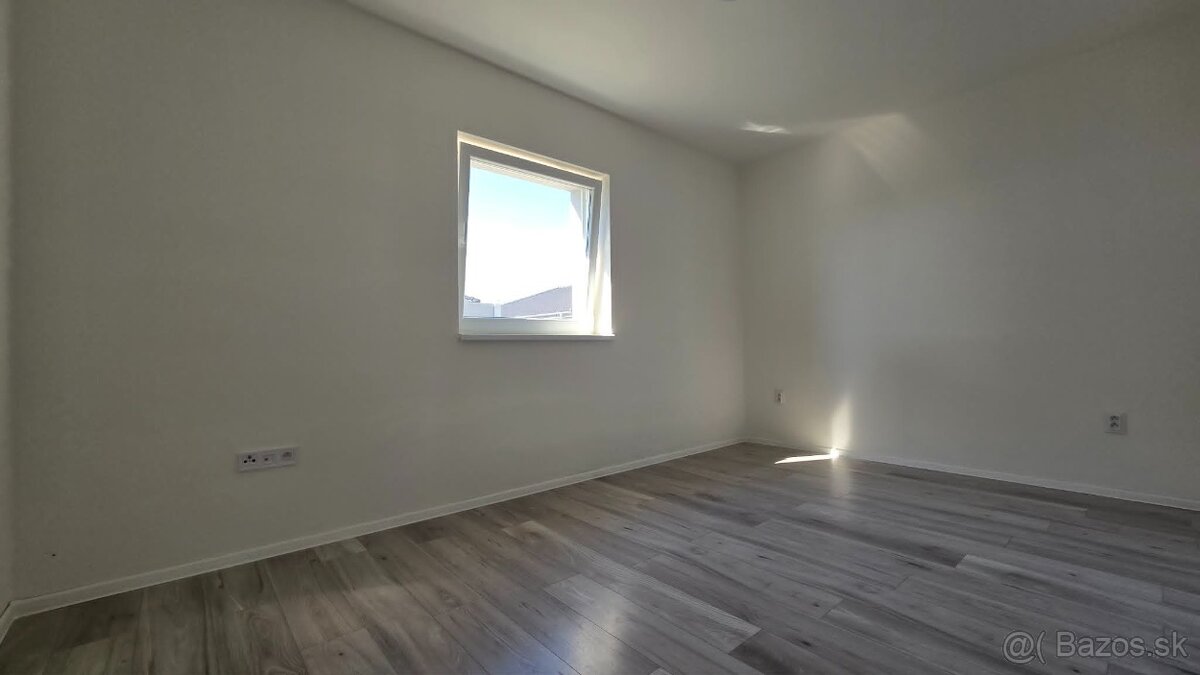 NOVOSTAVBA/POZEMOK 560 m2/stav ŠTANDARD - 13