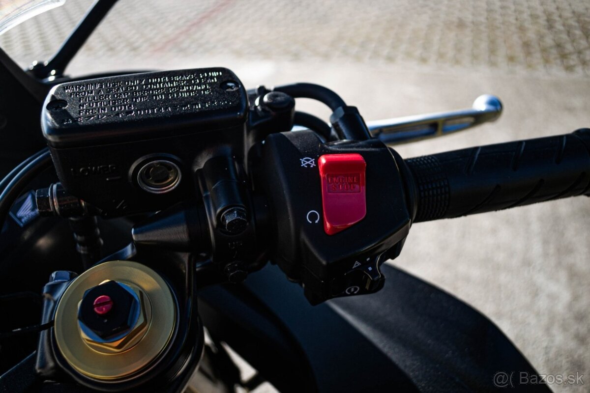 Honda CBR 600 F - 13