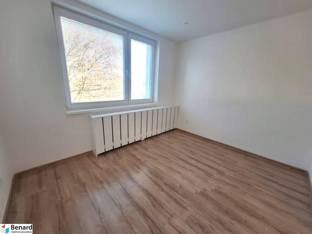 NOVOZREKONŠTRUOVANÝ 3 IZBOVÝ BYT,PREŠOV,UL.VOLGOGRADSKÁ - 13