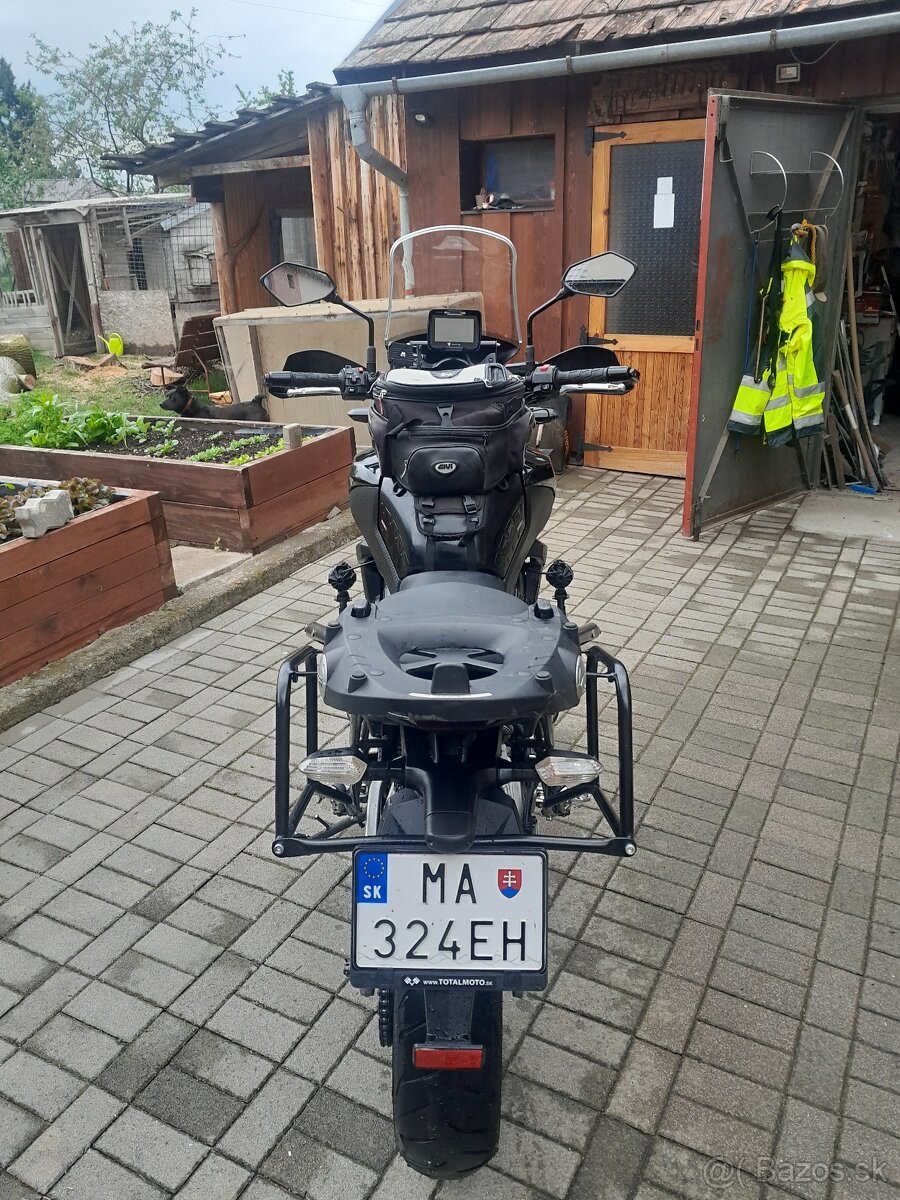 Predám Kawasaki versys 650 - 13