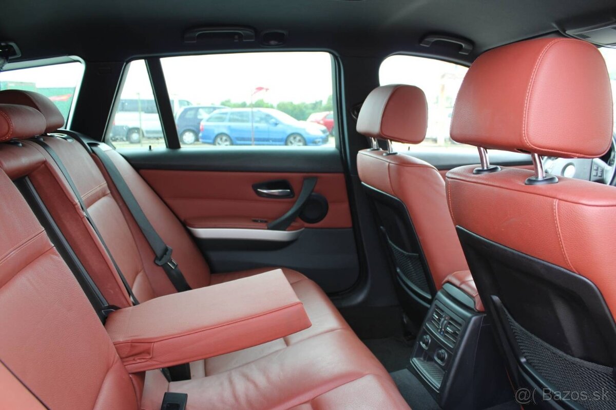 BMW Rad 3 Touring 318d - 13
