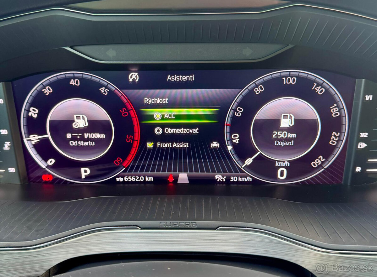 Škoda Superb Combi 2.0TDI 110kW DSG 7A ACC LED 2021 - 13