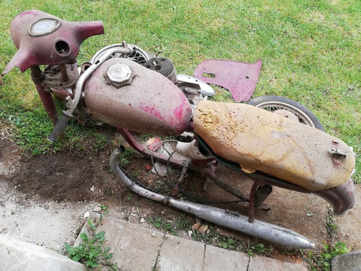 Jawa 250 559 panelka - 13