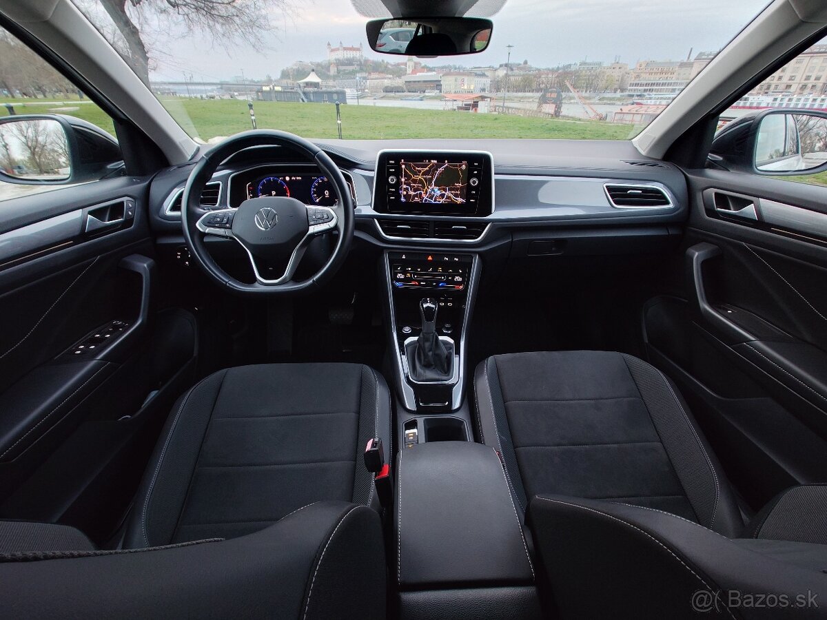 Volkswagen T-Roc 1,5 TSI - 13