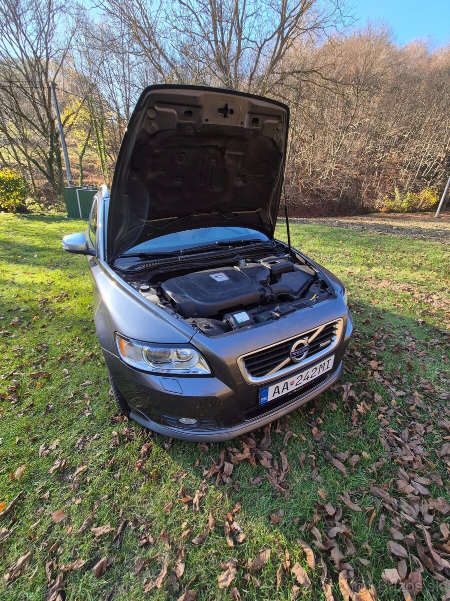 Volvo V50 R-Design D3 - 110kw - 13