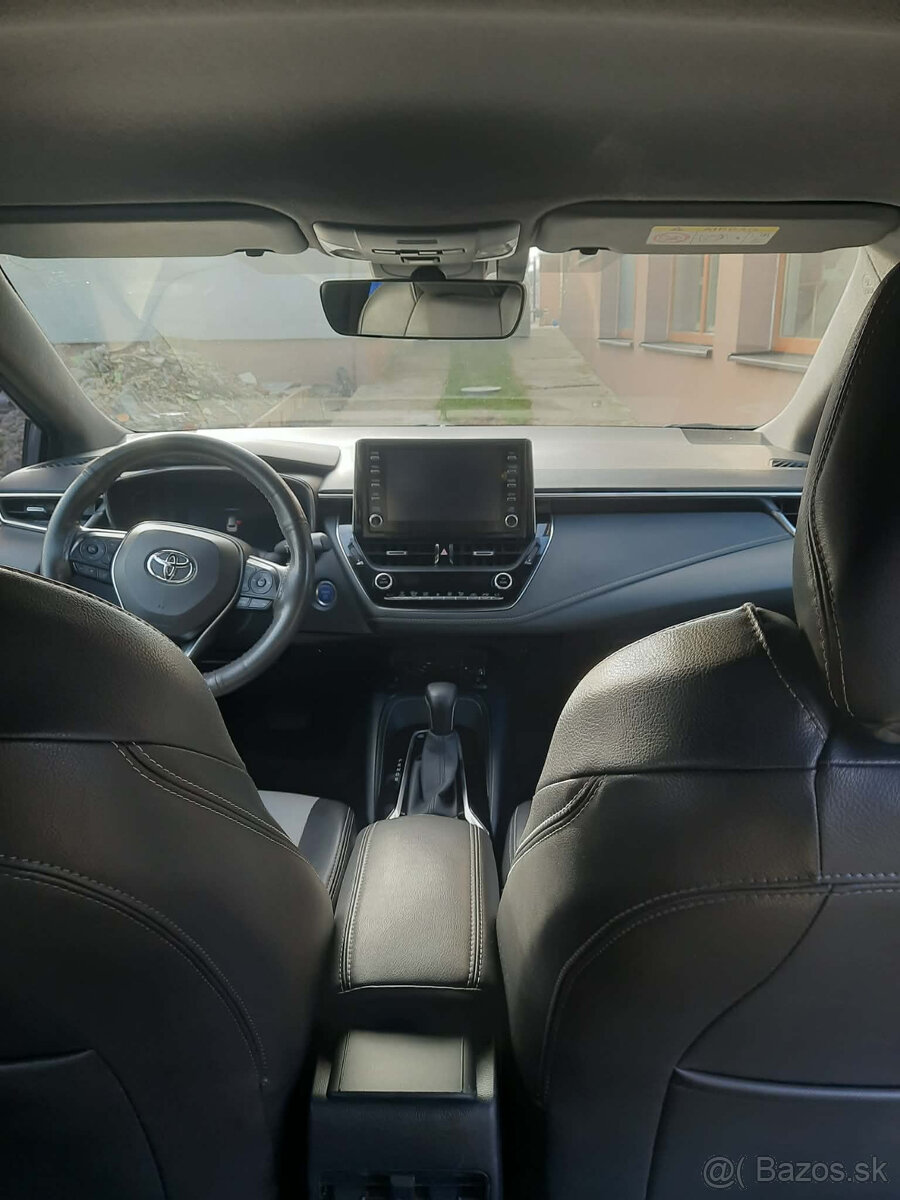 Toyota Corolla Combi 1.8 Hybrid Comfort Tech Style/2020 - 13