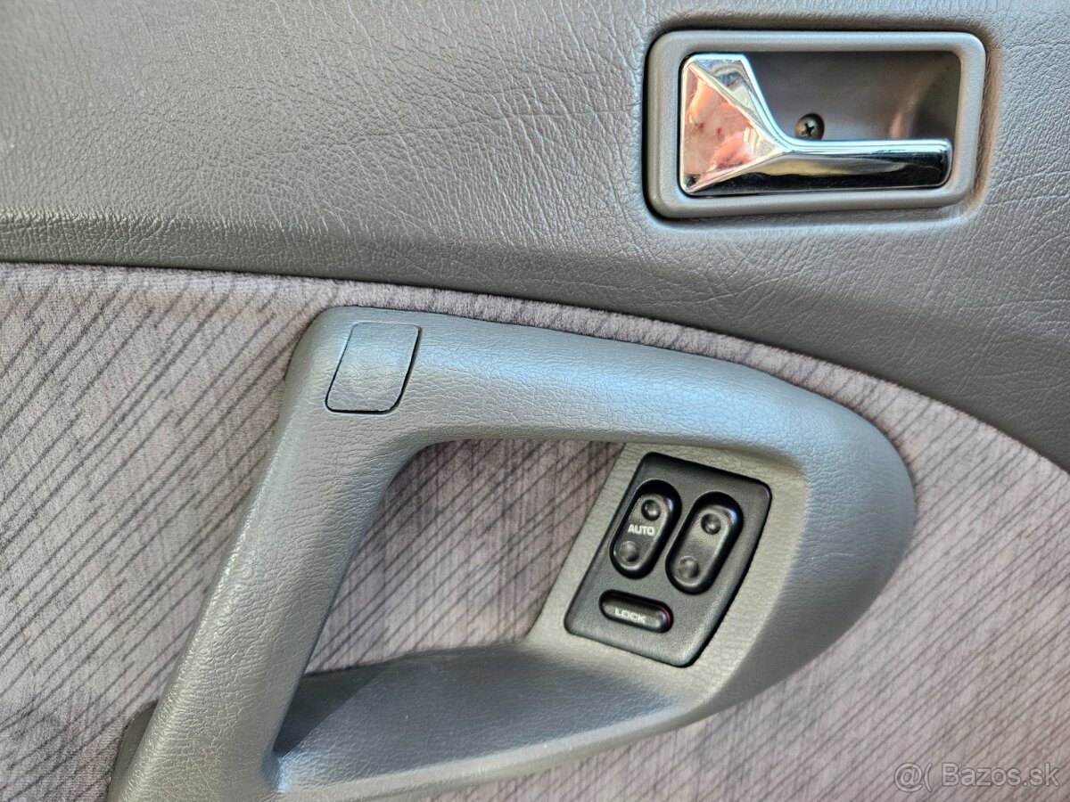 Mazda 626 coupe, 1989, 2,2i 85kw - 13