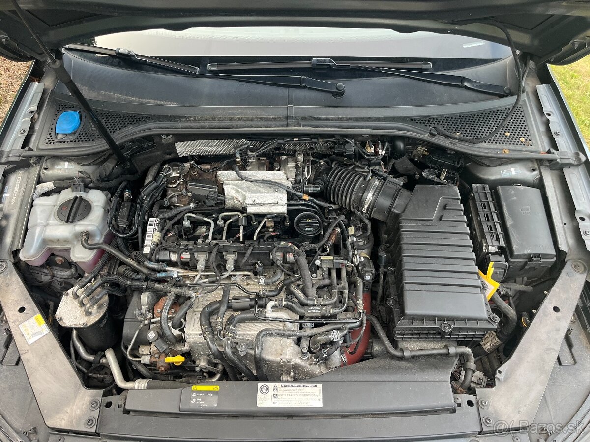 Volkswagen R-line 4MOTION 2017 - 13