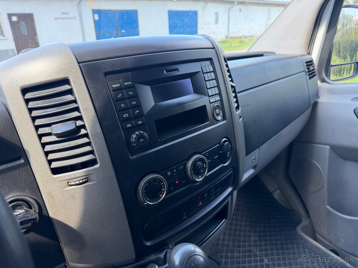 Mercedes šprintér 2.2 120kw 2016 - 13