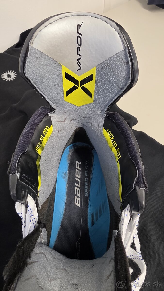 Korčule Bauer Hyperlite 2 veľkosť 7 Fit1 - 13