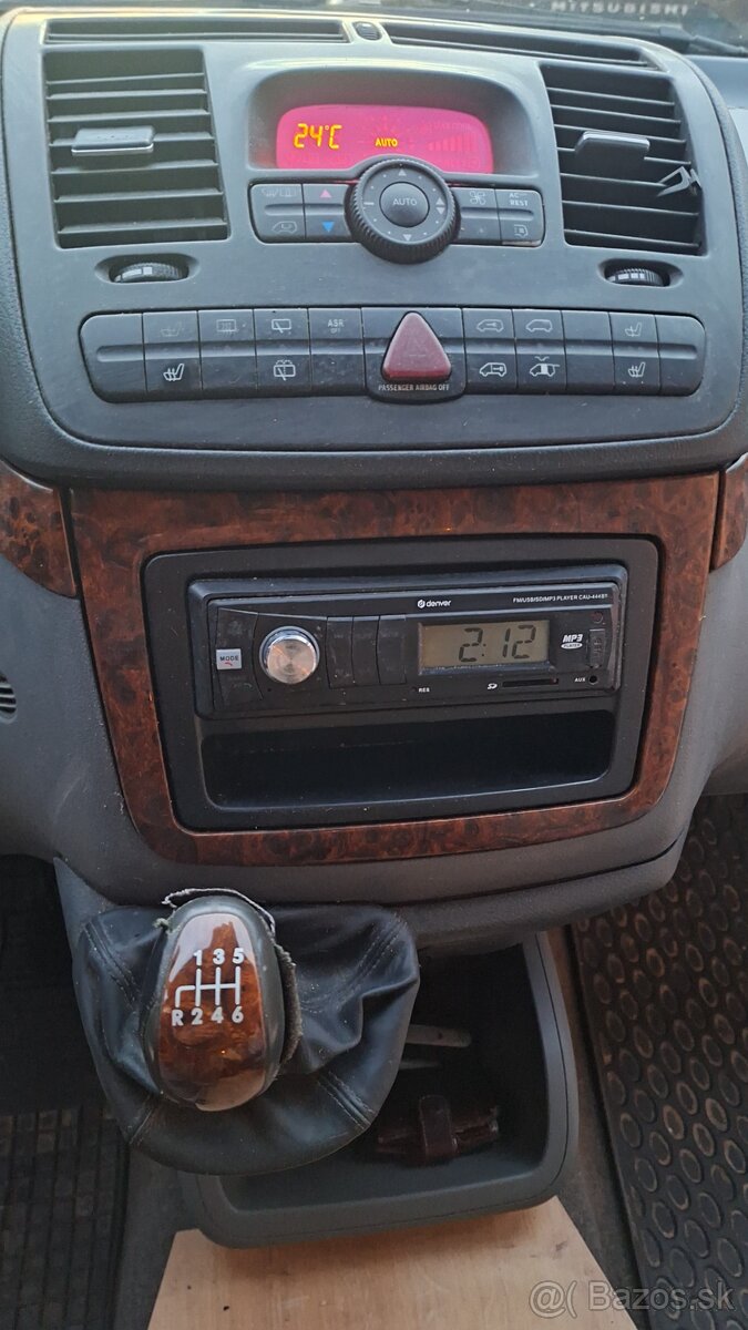 Predám Mercedes Benz Viano - 13