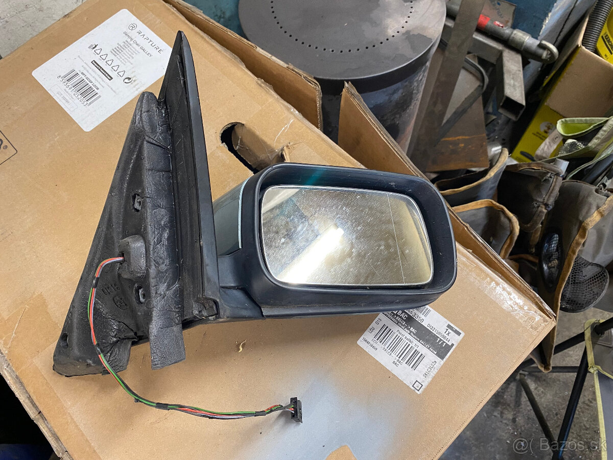 Karosarcina BMW E46 Compact - Graugruen met. - 13