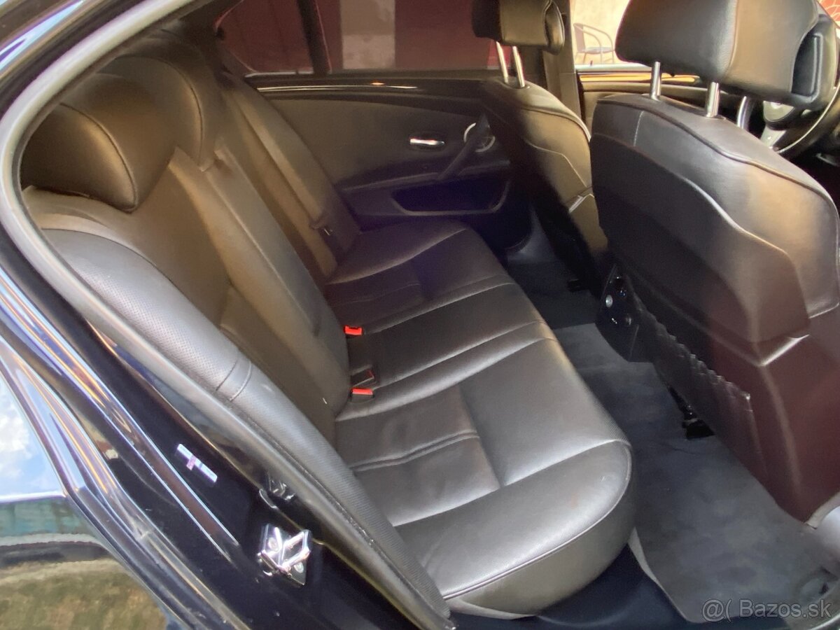 BMW E60 530i LCI - 13