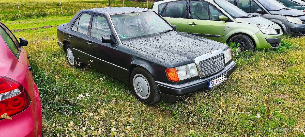 Mercedes W124 230E - 13