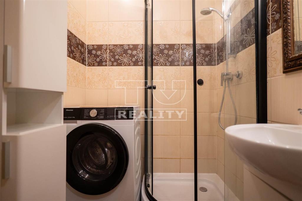 (REZERVOVANÉ)3 IZBOVÝ BYT, ŽILINA - HLINY 7, BALKÓN, 65m2 - 13