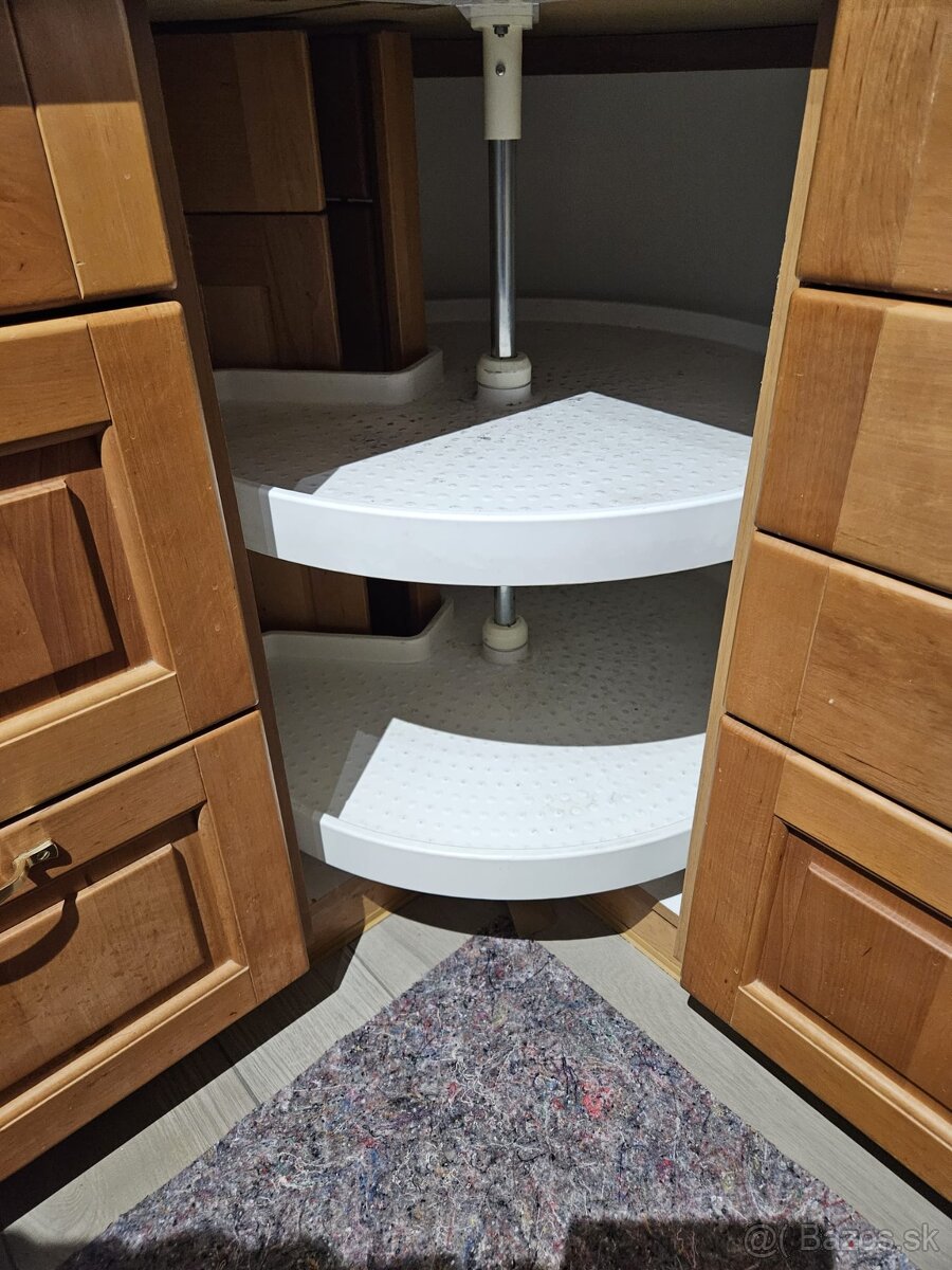 Kuchynská linka z Nemecka so spotrebičmi - 13