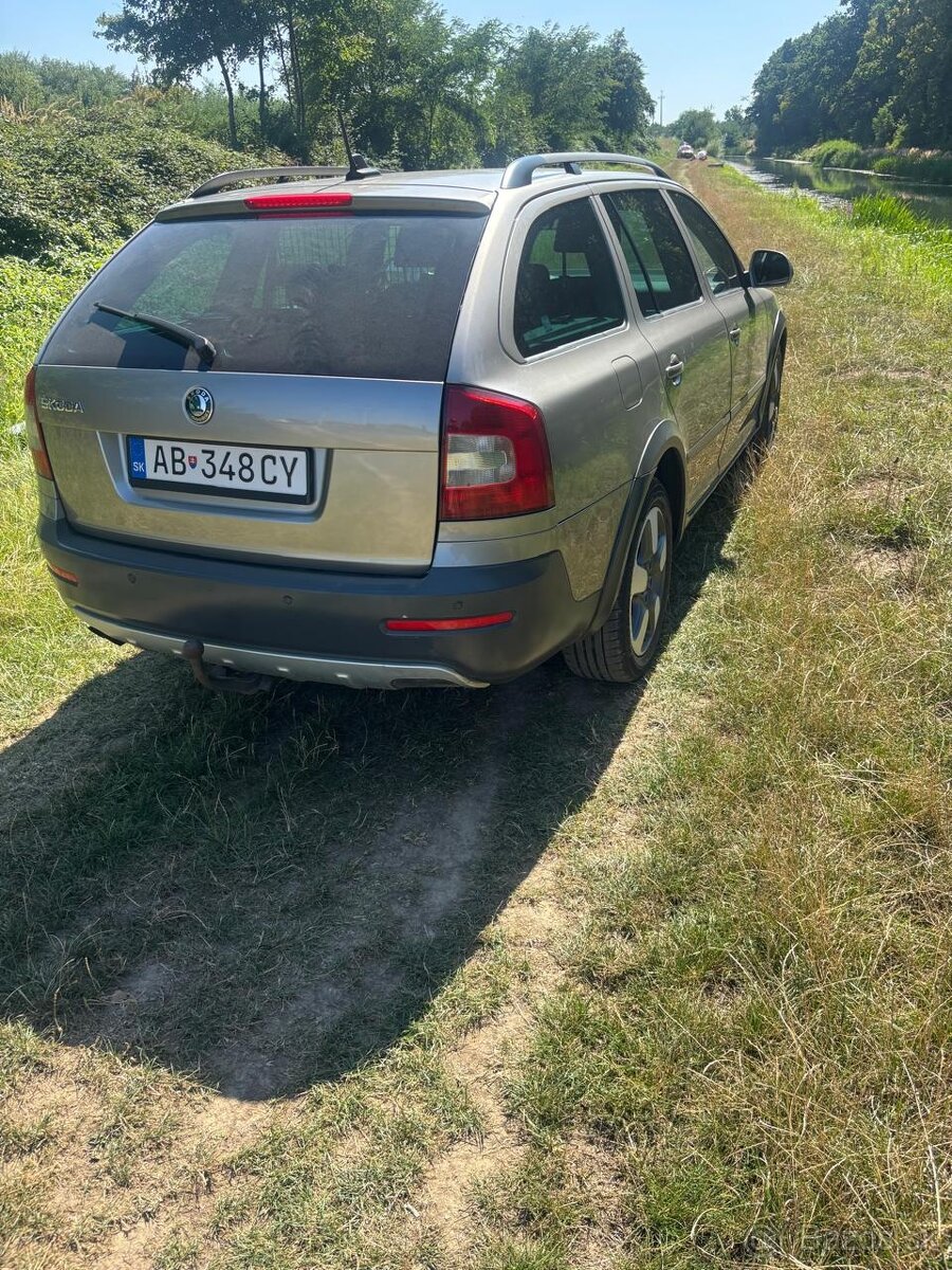 Skoda Octavia Scout 2 4x4 - 13