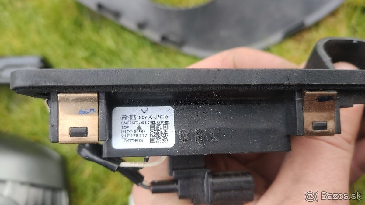 Rozne veci Toyota, KIA, Mercedes - zrkadlo, lista, absorber - 13