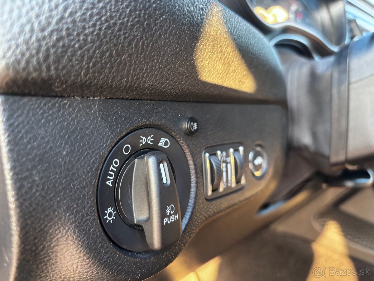 🔥Dodge Challenger Limited 4x4 Cherry / výfuk – TOP výbava - 13