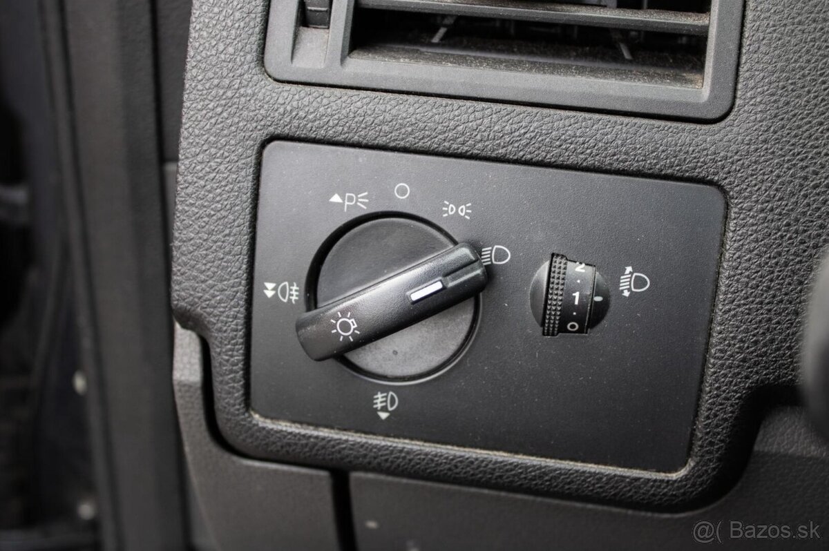 Ford C-Max 1.6 TDCi / 66kW. / M5 / 2008 - 13