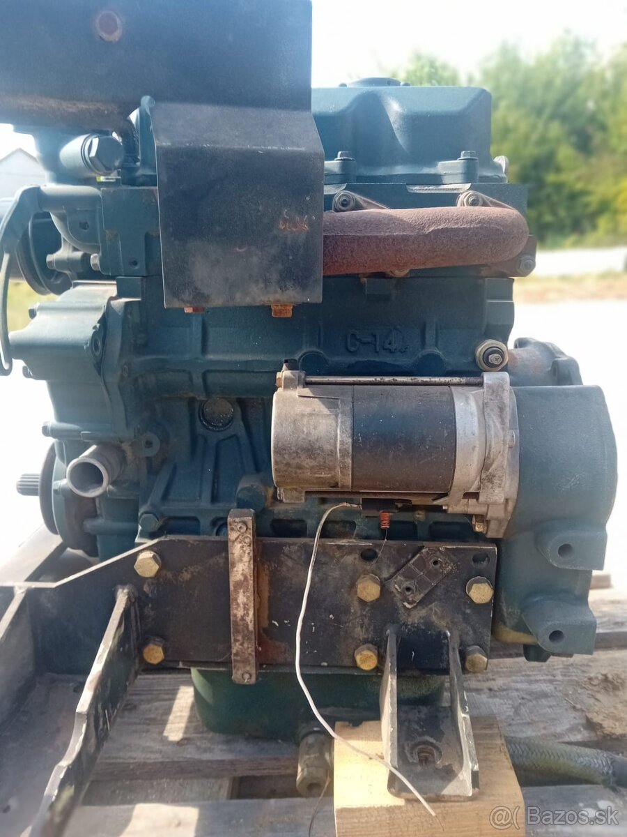 Predám motor kubota - 13