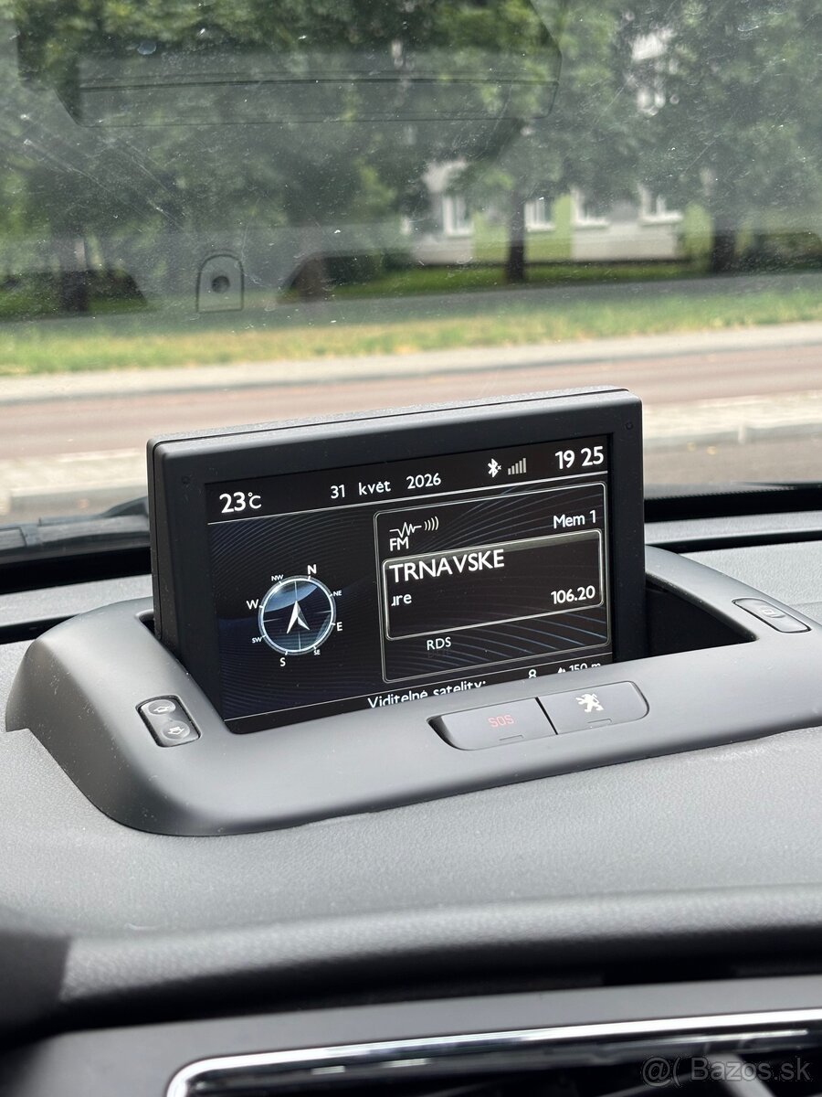 Peugeot 3008 1.6hdi 84kw - 13