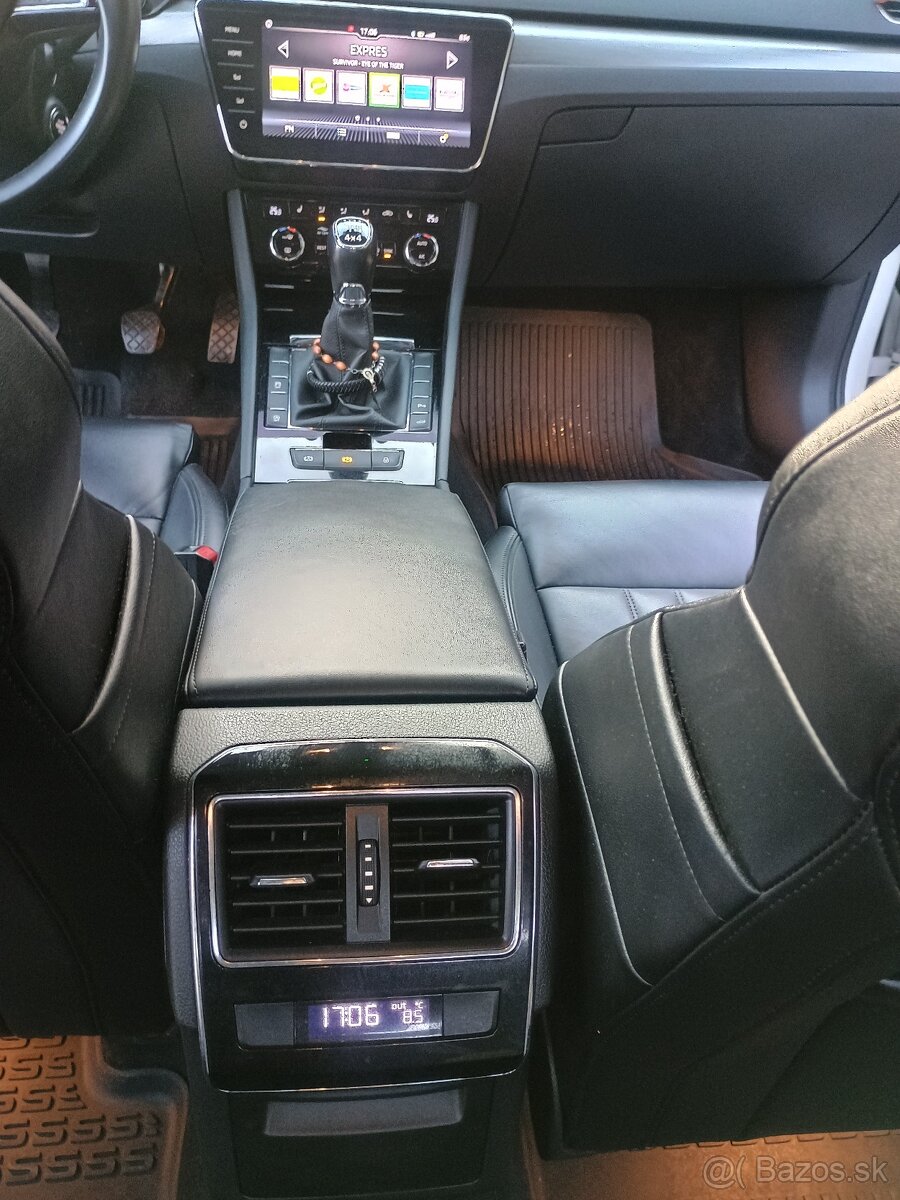 Škoda Superb - 13