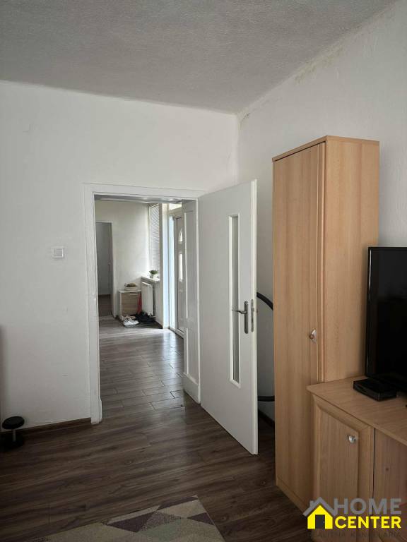 PREDAJ : rodinný dom, Marcelová - 13