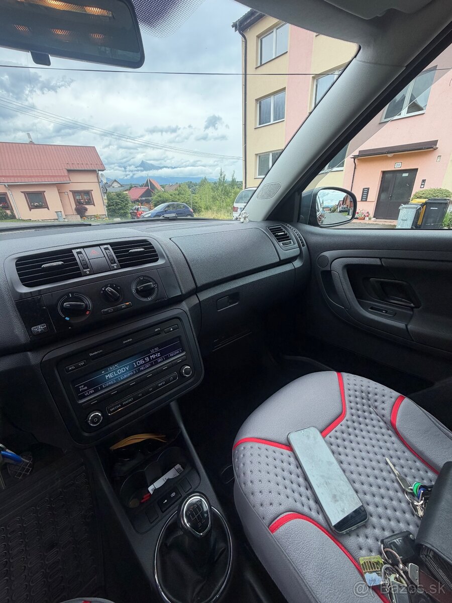 Škoda fabia 1.4 16v - 13