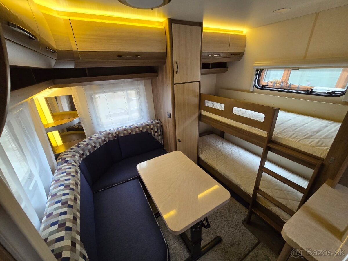 Karavan dvojnápravový 650 - 13