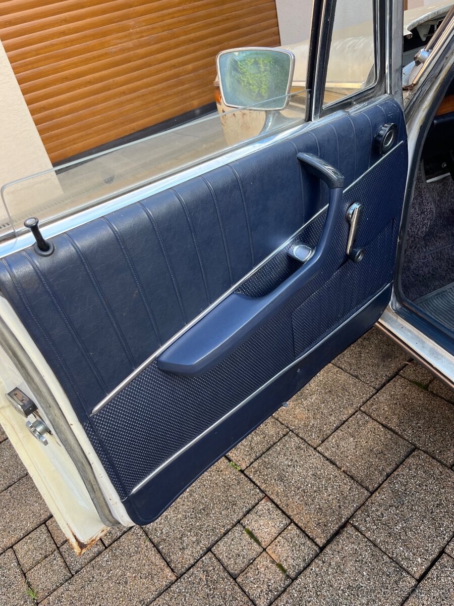 BMW 2000 - 13
