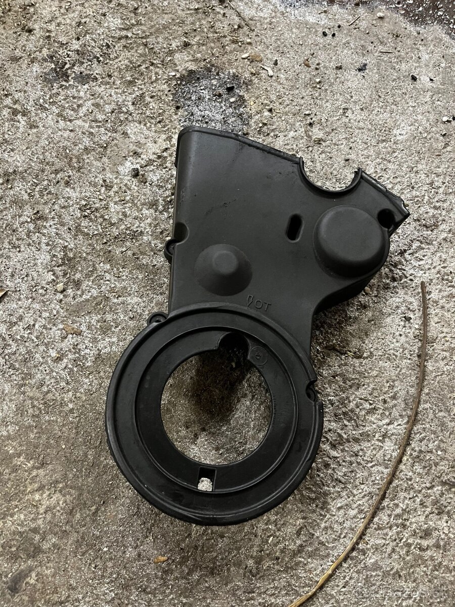 Rozpredám motor vw/ škoda 1.6 tdi CXXB 81 KW - 13