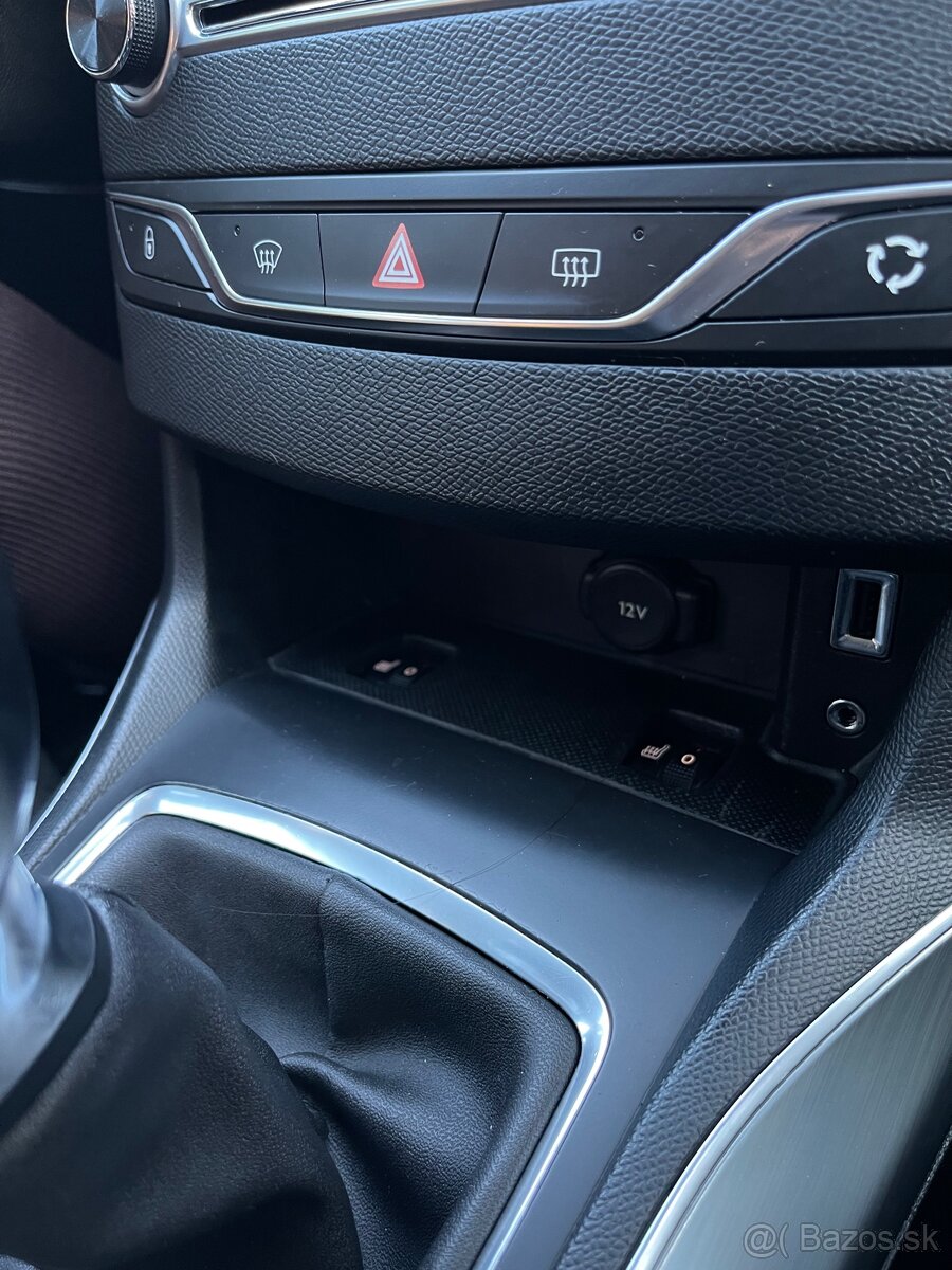 Peugeot 308 SW 2.0 BlueHDi - 13