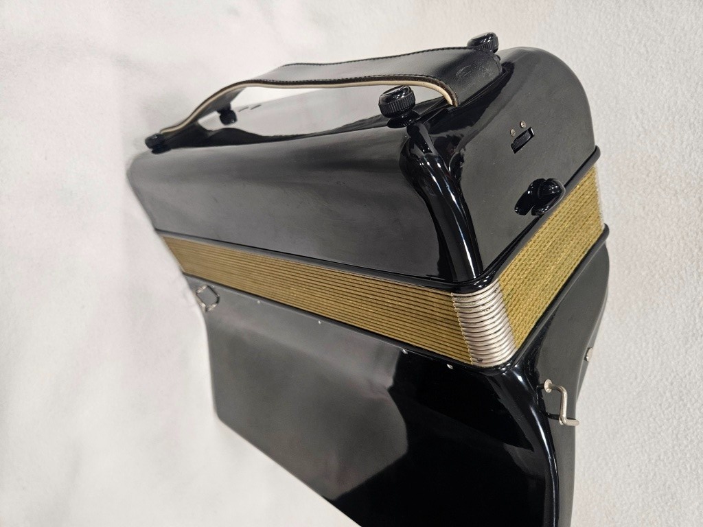 akordeon hohner lucia IV 96b - 13