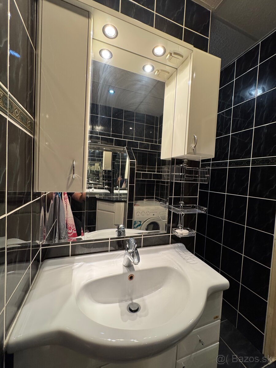 🏡 Na predaj 3-izbový byt - 13