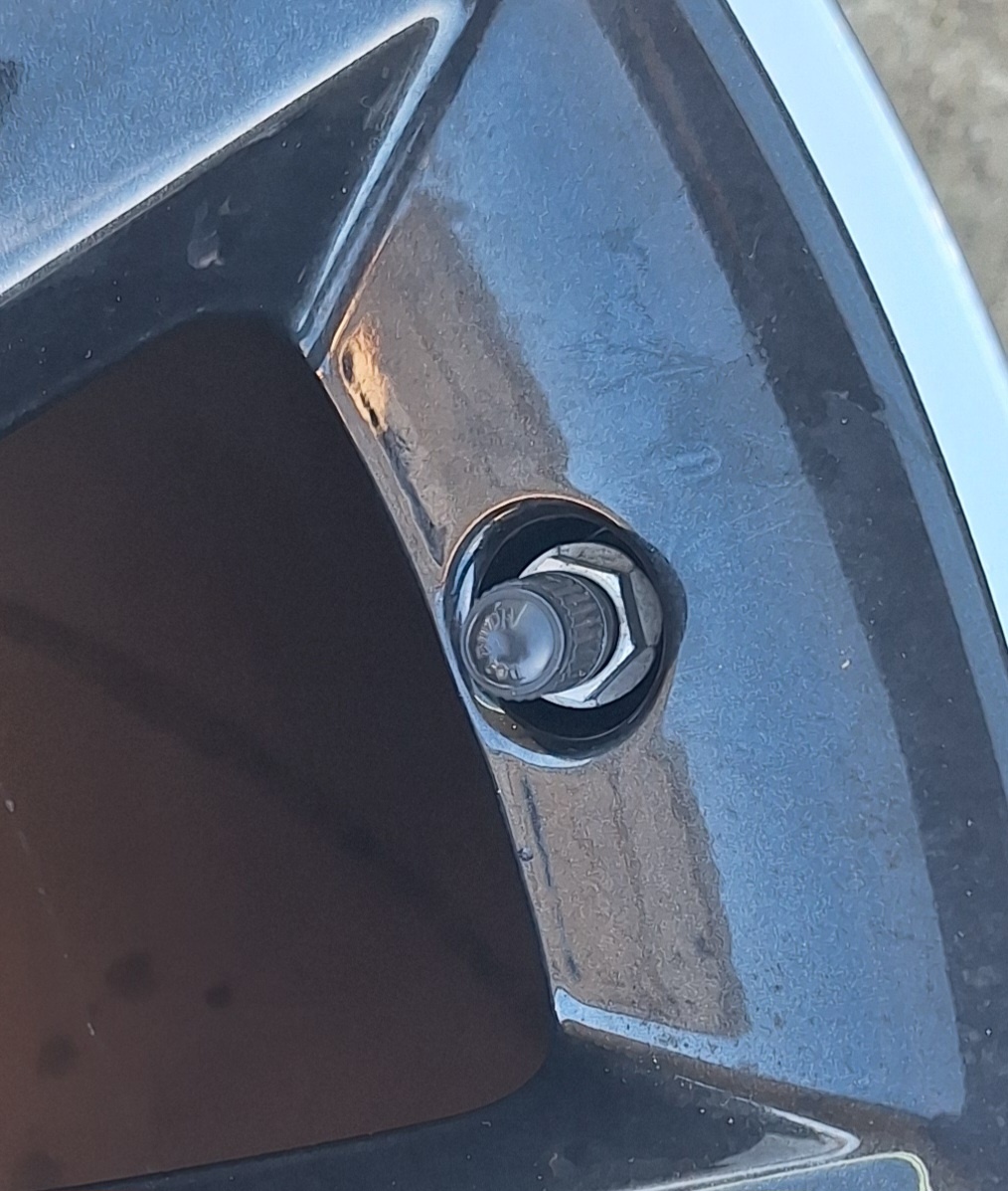 alu kolesá SUZUKI 17x6,5J - 13