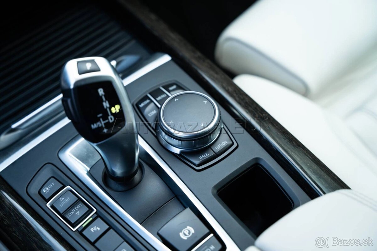 X5 xDrive30d - 13