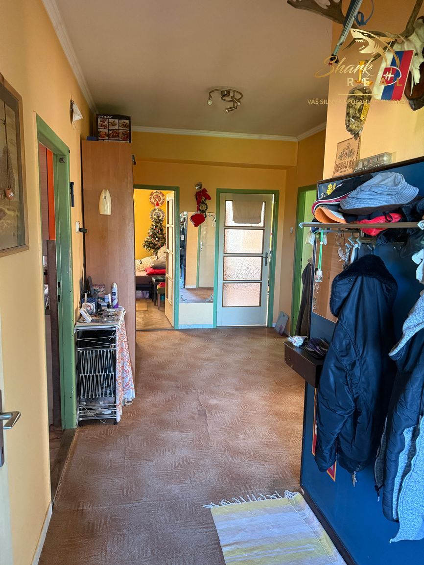 Na predaj starší 3-izbový rodinný dom Pezinok - Grinava - 13