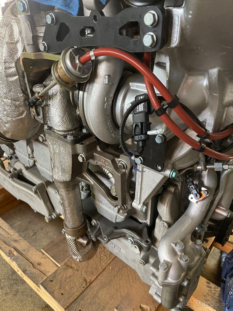 Prodam novy motor kompletní MAN D2066LUH47 - 13